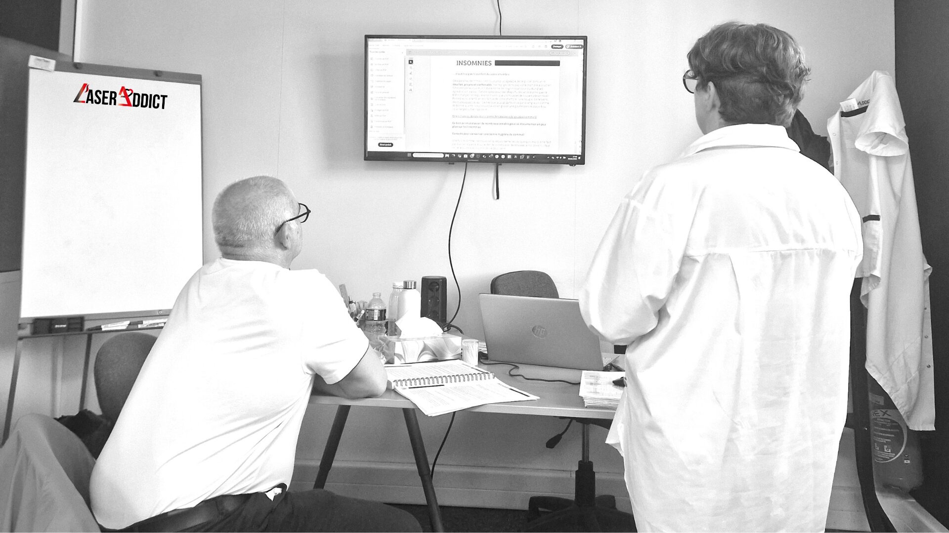 Franchisé LaserAddict en formation au siège aux côtés de Christel Bongiorno, cofondatrice du réseau